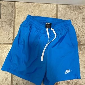 Great condition! Men’s blue Nike shorts - Size S